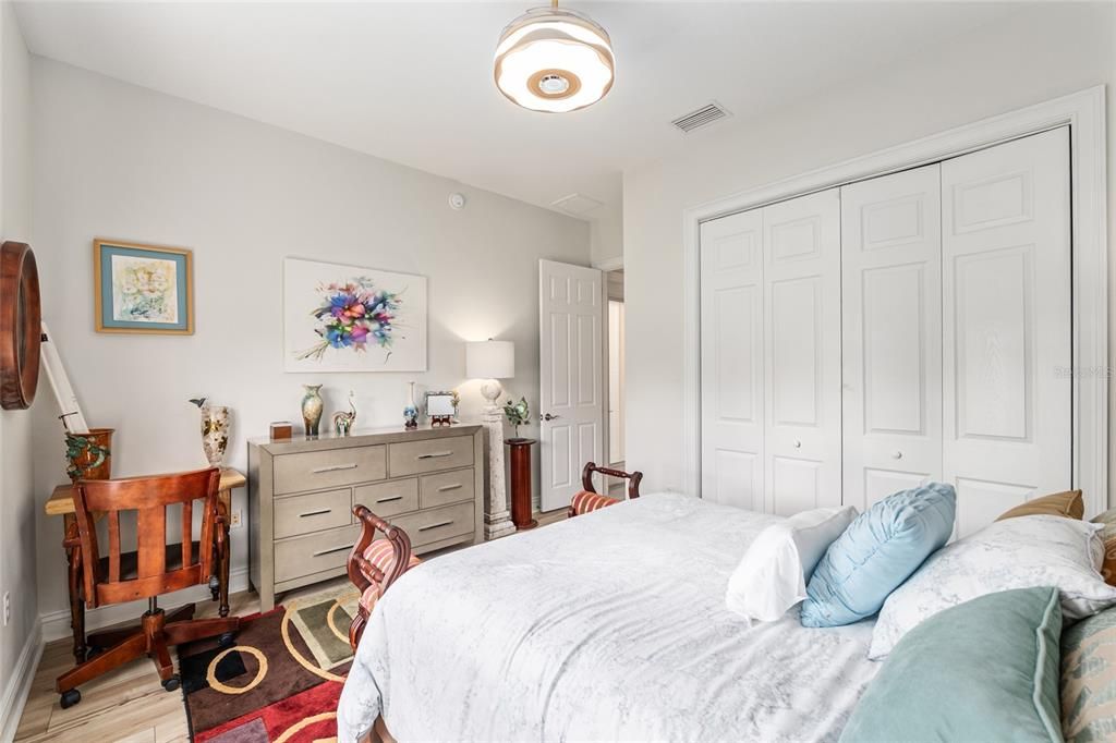 En Venta: $1,175,000 (4 camas, 3 baños, 3360 Pies cuadrados)