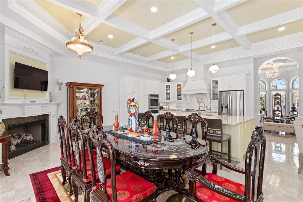 En Venta: $1,175,000 (4 camas, 3 baños, 3360 Pies cuadrados)