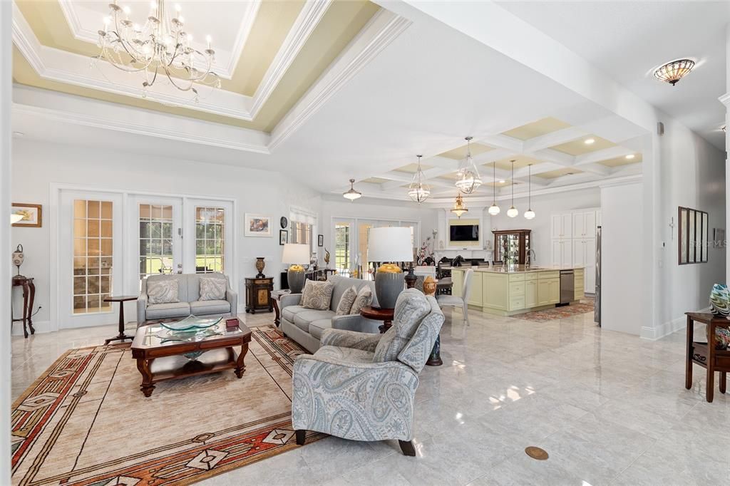 En Venta: $1,175,000 (4 camas, 3 baños, 3360 Pies cuadrados)