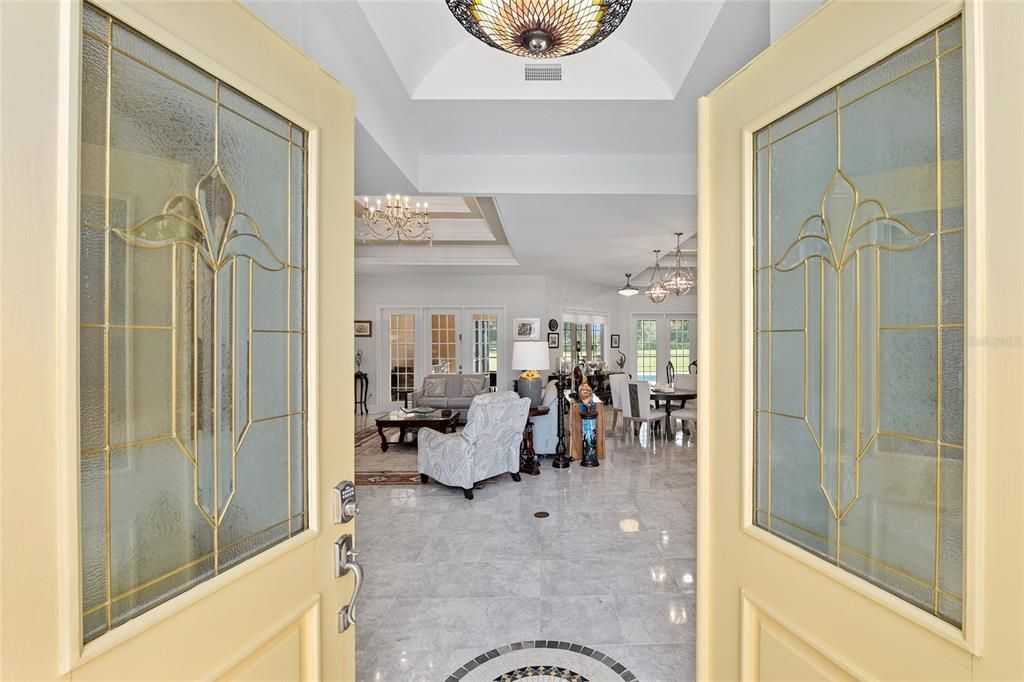 En Venta: $1,175,000 (4 camas, 3 baños, 3360 Pies cuadrados)