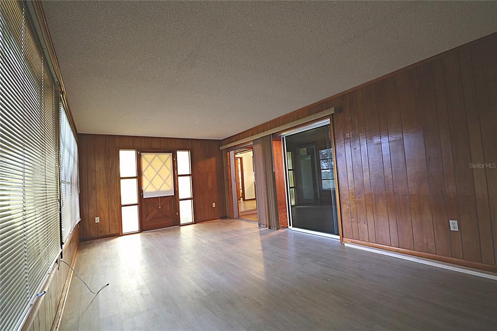 En Renta: $1,850 (2 camas, 1 baños, 1637 Pies cuadrados)