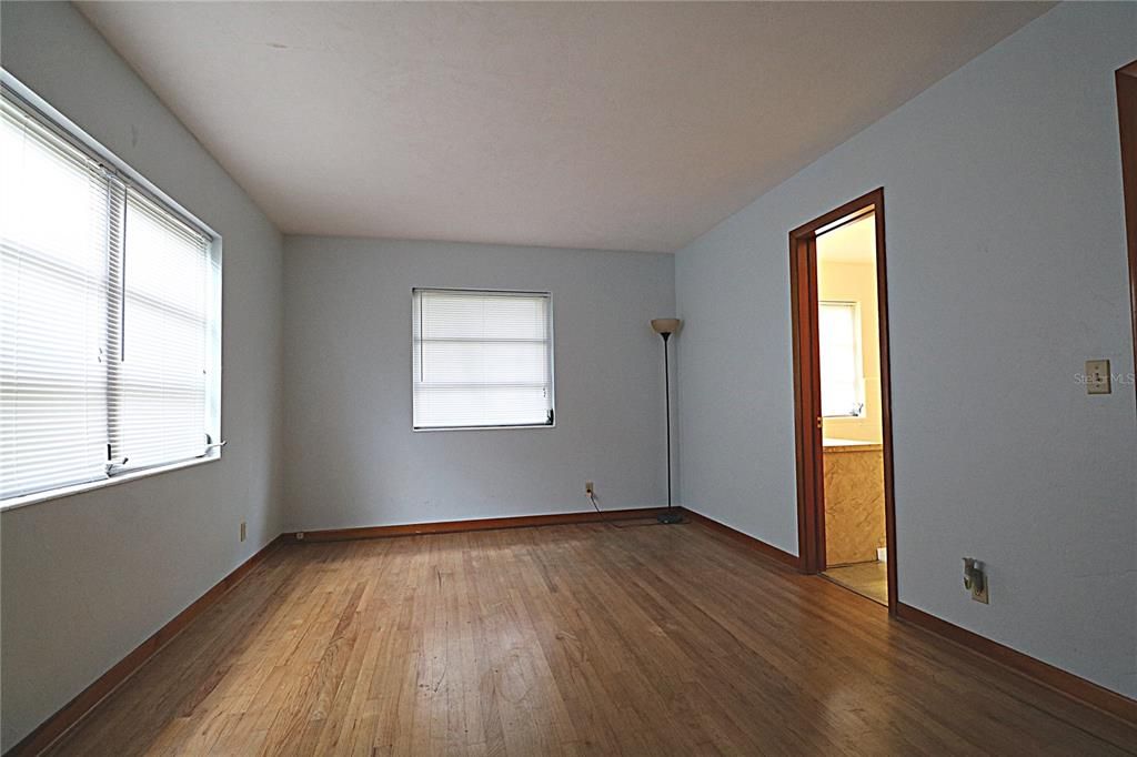 En Renta: $1,850 (2 camas, 1 baños, 1637 Pies cuadrados)