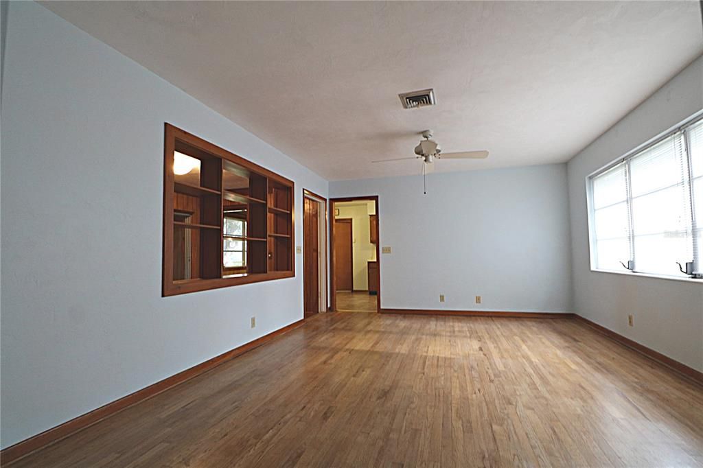 En Renta: $1,850 (2 camas, 1 baños, 1637 Pies cuadrados)