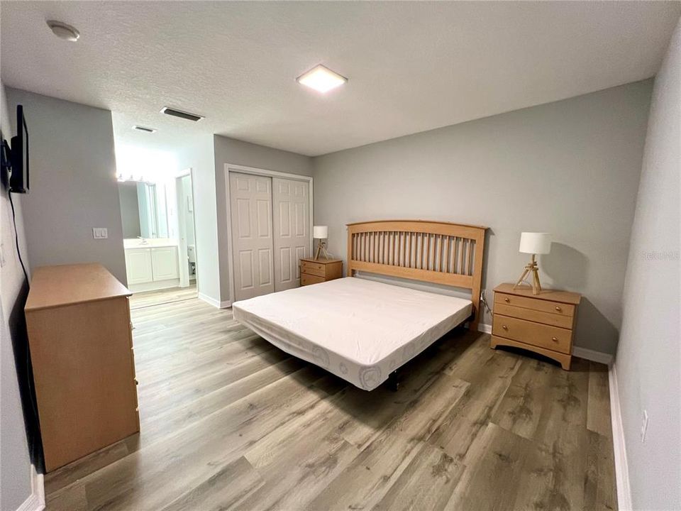 待售: $260,000 (3 贝兹, 2 浴室, 1202 平方英尺)