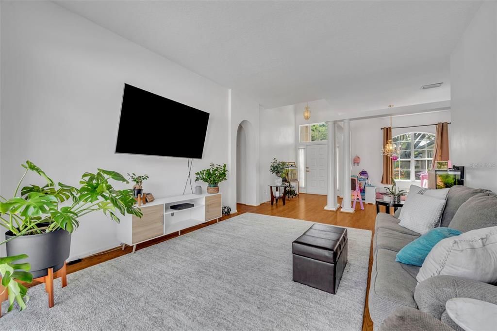 На продажу: $779,900 (5 спален, 4 ванн, 3528 Квадратных фут)