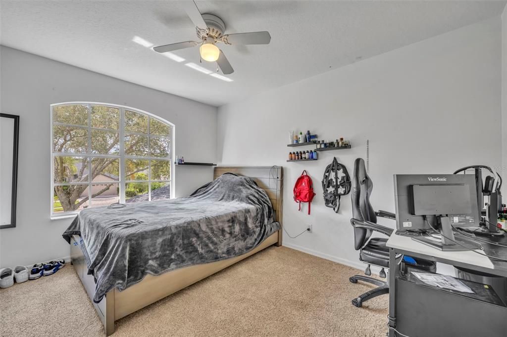 На продажу: $779,900 (5 спален, 4 ванн, 3528 Квадратных фут)