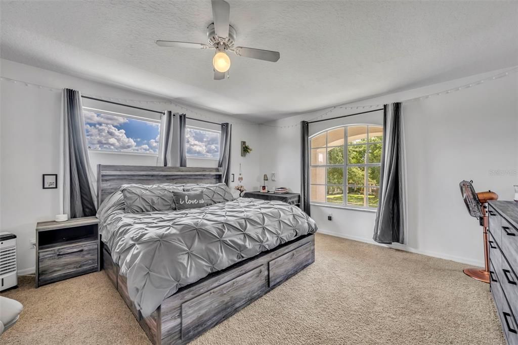 На продажу: $779,900 (5 спален, 4 ванн, 3528 Квадратных фут)