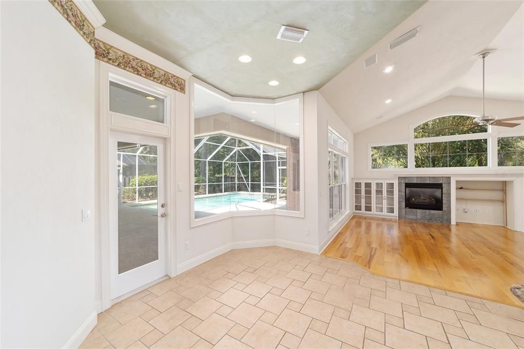 待售: $800,000 (4 贝兹, 3 浴室, 3037 平方英尺)