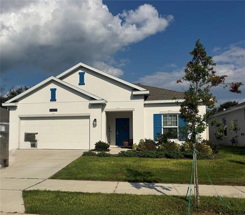 Recently Rented: $2,500 (4 beds, 2 baths, 1863 Square Feet)