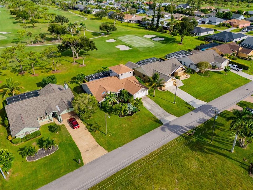 合同活跃: $478,000 (4 贝兹, 3 浴室, 2585 平方英尺)