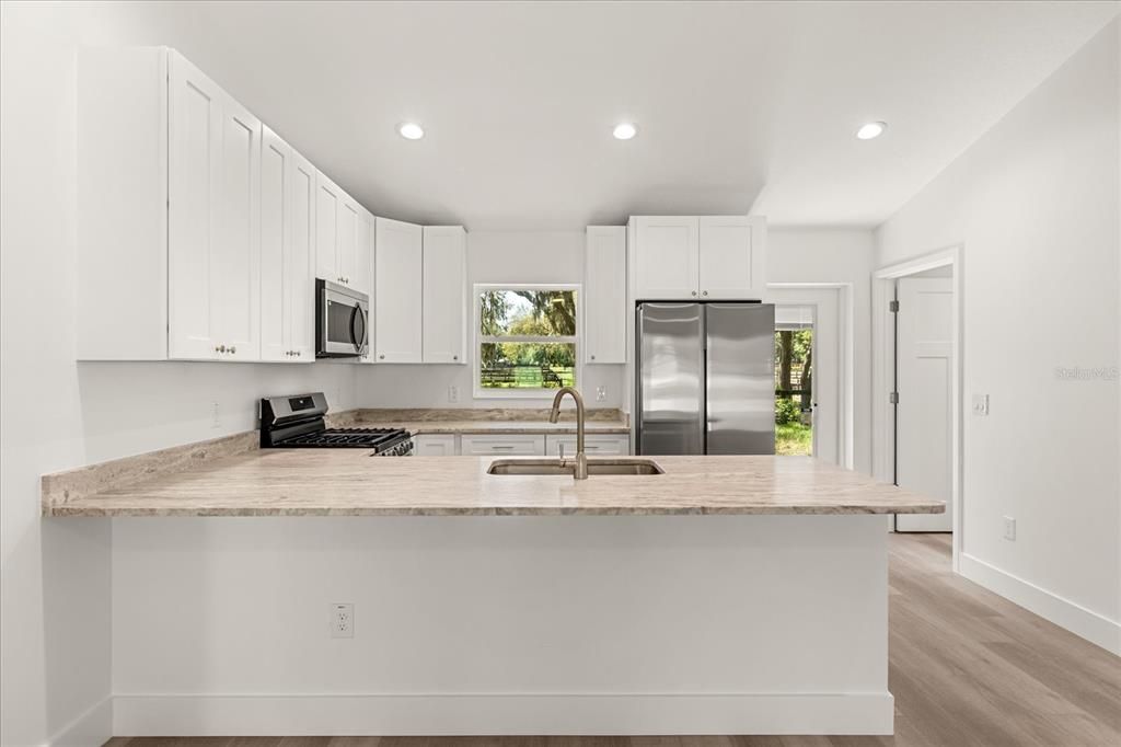 На продажу: $1,200,000 (7 спален, 5 ванн, 4356 Квадратных фут)