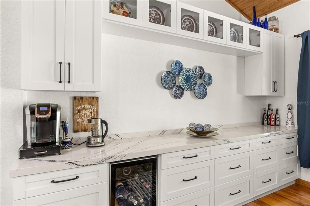 На продажу: $1,200,000 (7 спален, 5 ванн, 4356 Квадратных фут)