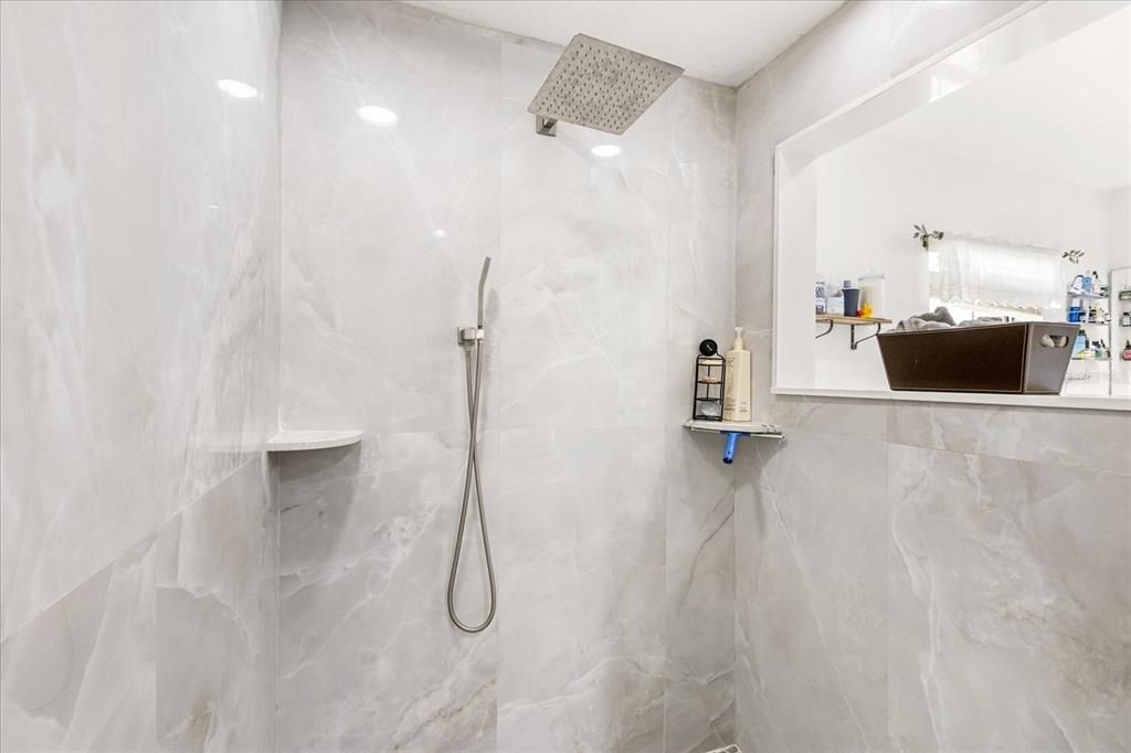 На продажу: $1,200,000 (7 спален, 5 ванн, 4356 Квадратных фут)