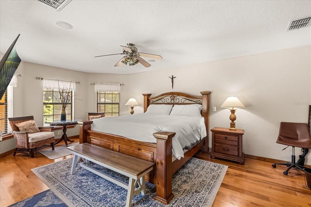 На продажу: $1,200,000 (7 спален, 5 ванн, 4356 Квадратных фут)