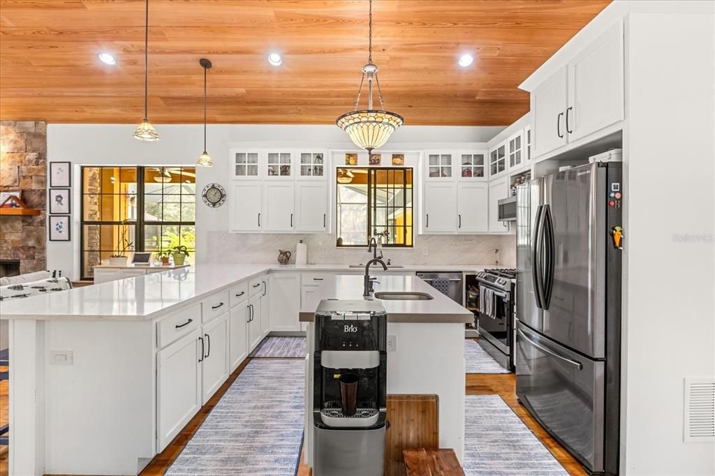 На продажу: $1,200,000 (7 спален, 5 ванн, 4356 Квадратных фут)