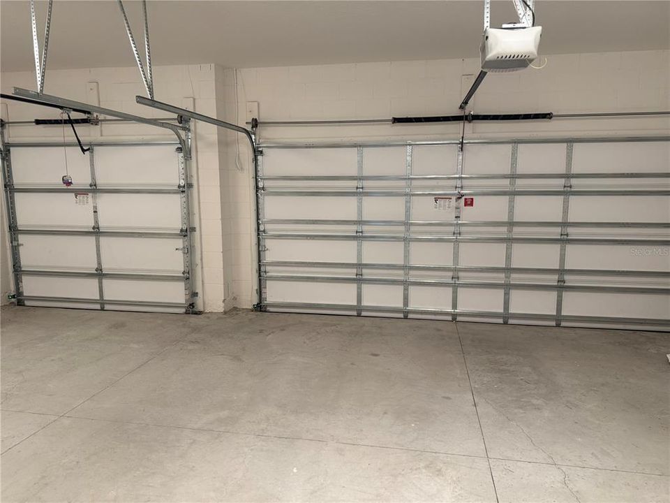 Под контрактом: $3,000 (4 спален, 2 ванн, 2924 Квадратных фут)