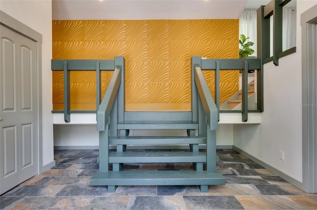 For Sale: $950,000 (4 beds, 2 baths, 2422 Square Feet)