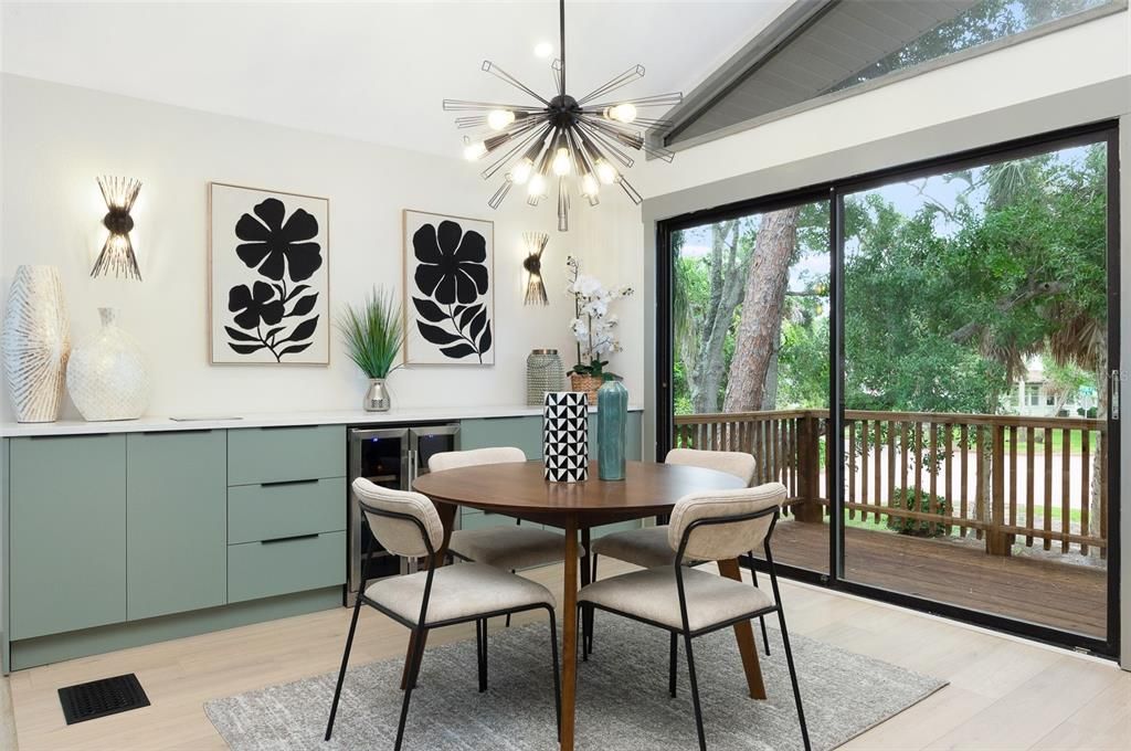 For Sale: $950,000 (4 beds, 2 baths, 2422 Square Feet)