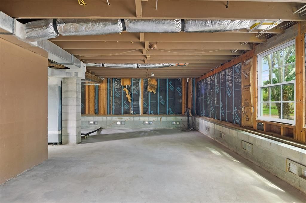 For Sale: $950,000 (4 beds, 2 baths, 2422 Square Feet)