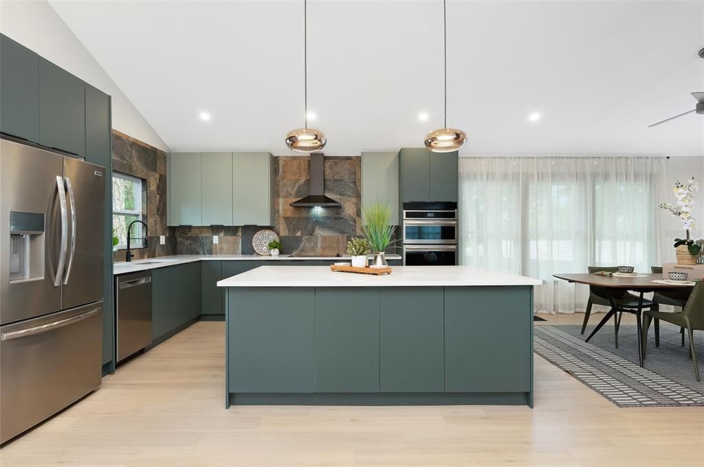 For Sale: $950,000 (4 beds, 2 baths, 2422 Square Feet)