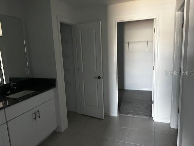 For Sale: $320,000 (4 beds, 2 baths, 1935 Square Feet)