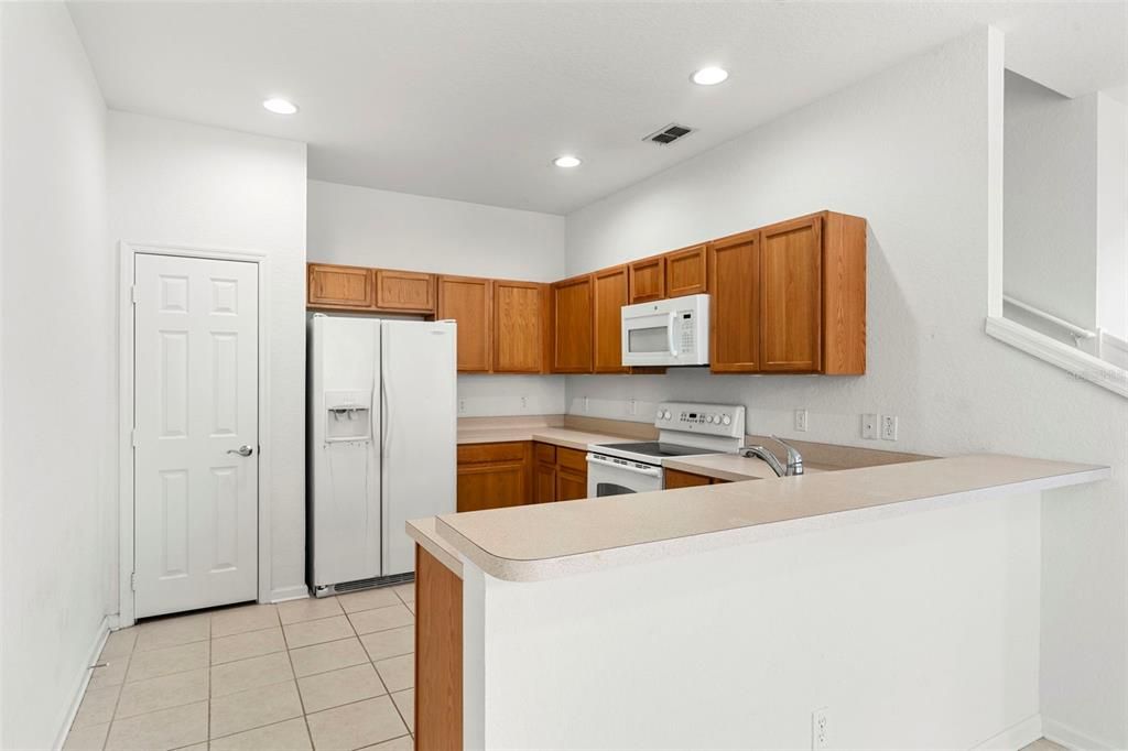 Active With Contract: $2,349 (3 beds, 3 baths, 2074 Square Feet)