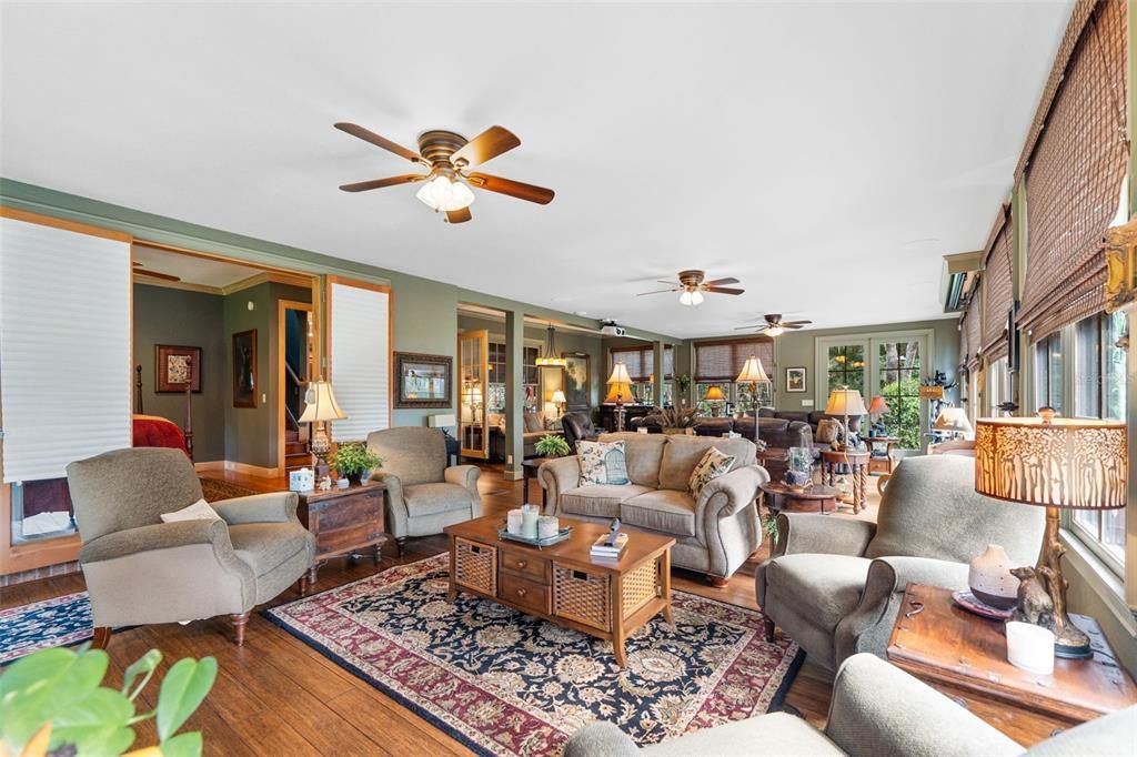 待售: $2,200,000 (3 贝兹, 3 浴室, 3025 平方英尺)