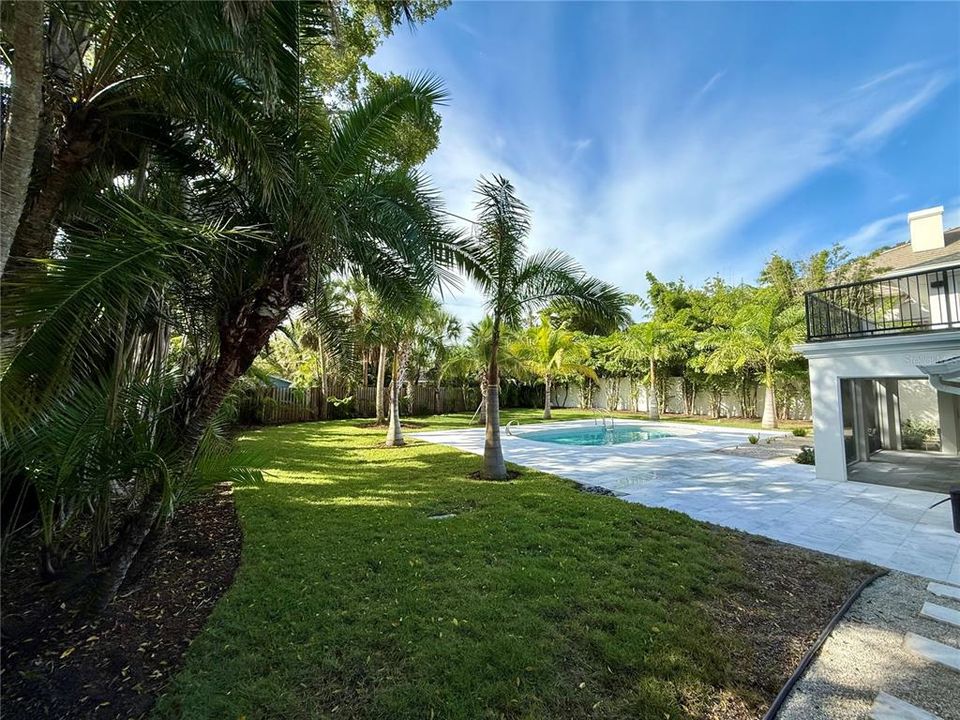 For Rent: $15,000 (5 beds, 3 baths, 3223 Square Feet)