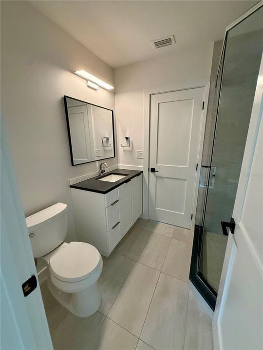 For Rent: $15,000 (5 beds, 3 baths, 3223 Square Feet)