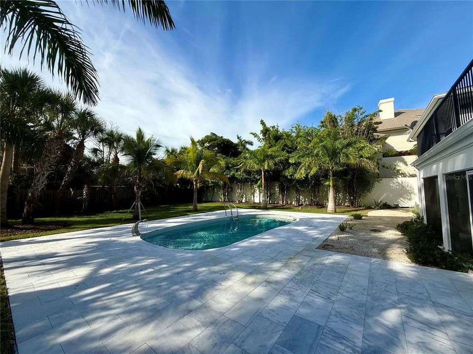 For Rent: $15,000 (5 beds, 3 baths, 3223 Square Feet)