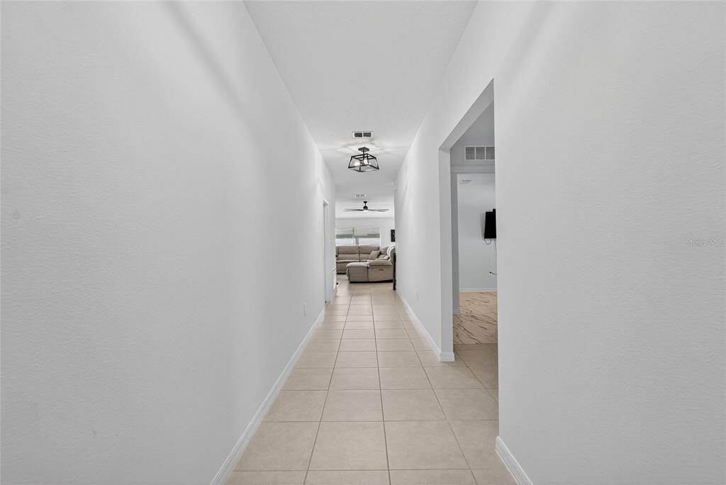 出租: $2,800 (4 贝兹, 2 浴室, 1935 平方英尺)