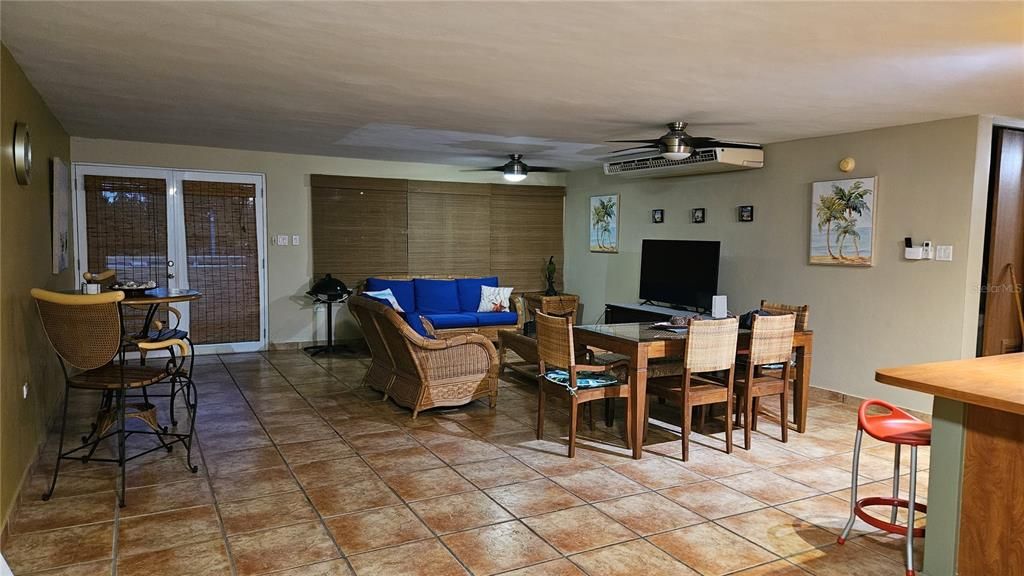 En Venta: $520,000 (3 camas, 2 baños, 1879 Pies cuadrados)