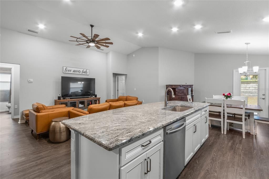 Active With Contract: $314,900 (4 beds, 2 baths, 1626 Square Feet)