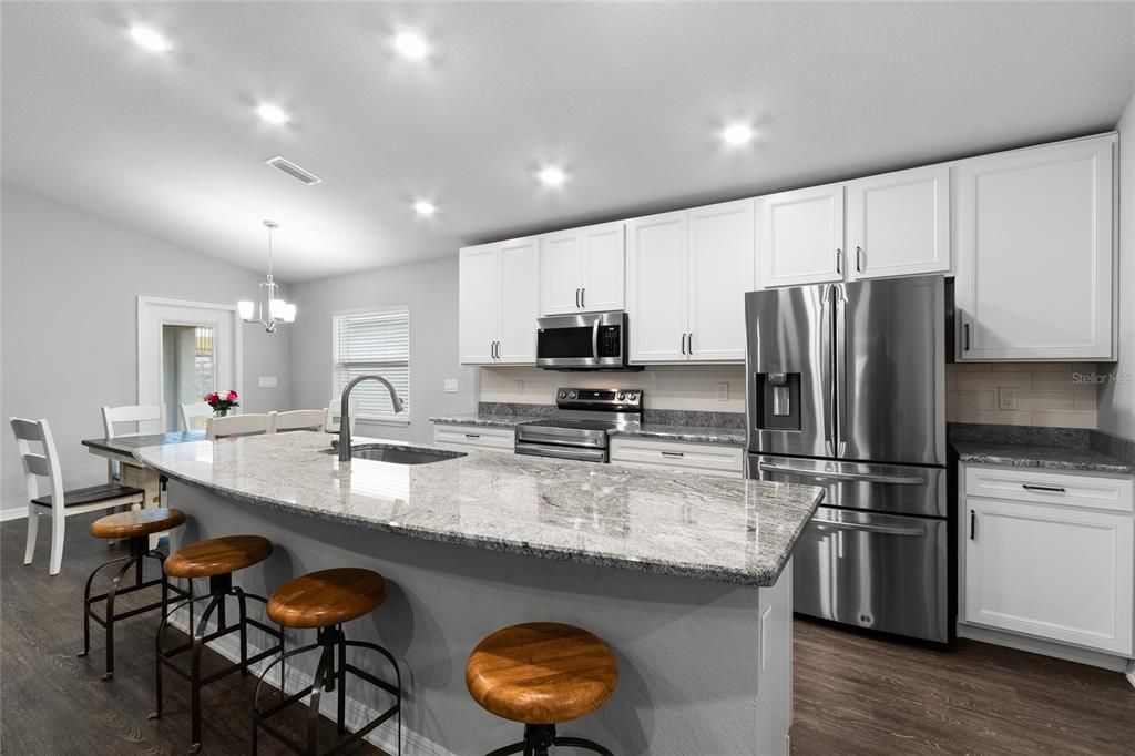 Active With Contract: $314,900 (4 beds, 2 baths, 1626 Square Feet)