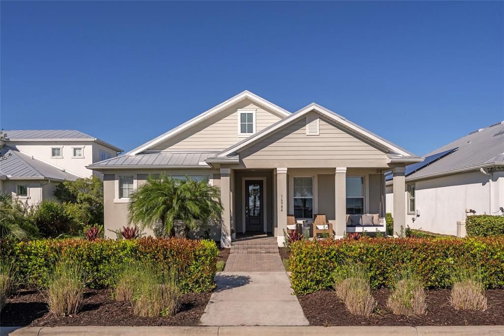 Active With Contract: $549,000 (3 beds, 2 baths, 1984 Square Feet)