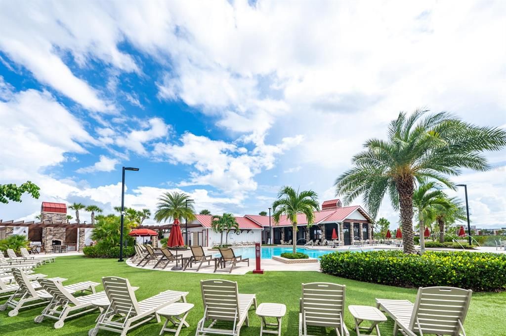 Active With Contract: $549,000 (3 beds, 2 baths, 1984 Square Feet)