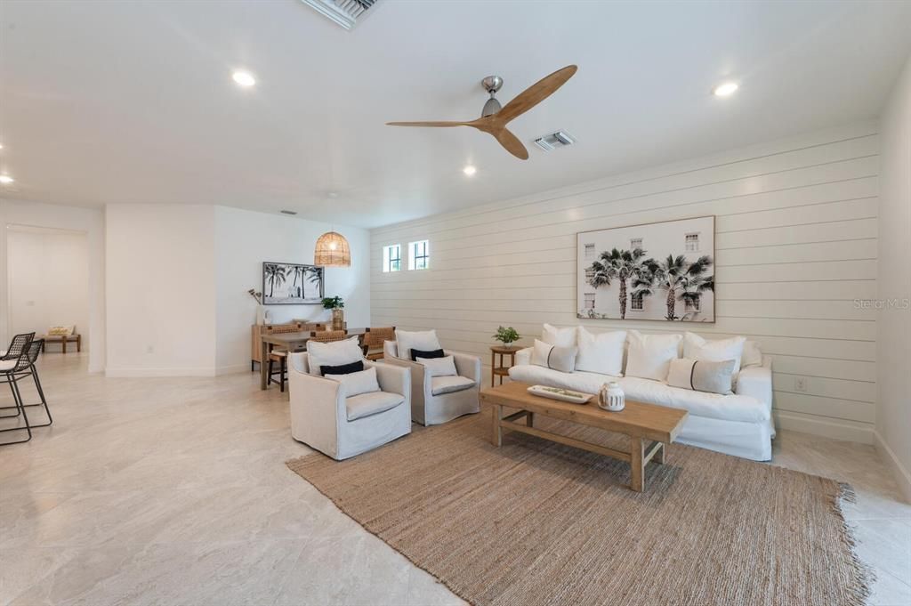 Active With Contract: $549,000 (3 beds, 2 baths, 1984 Square Feet)