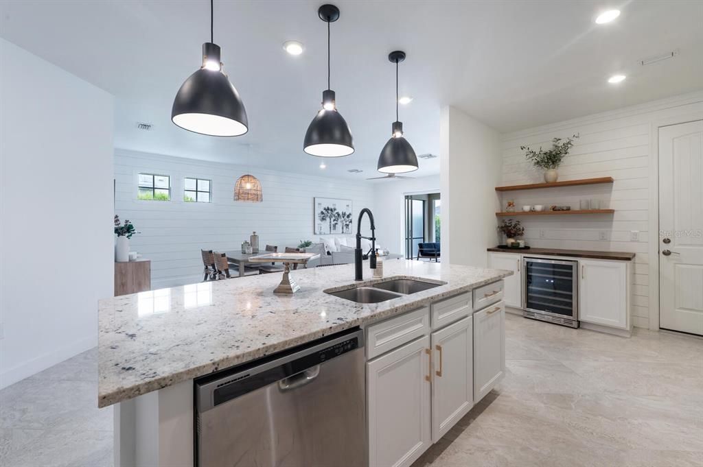 Active With Contract: $549,000 (3 beds, 2 baths, 1984 Square Feet)