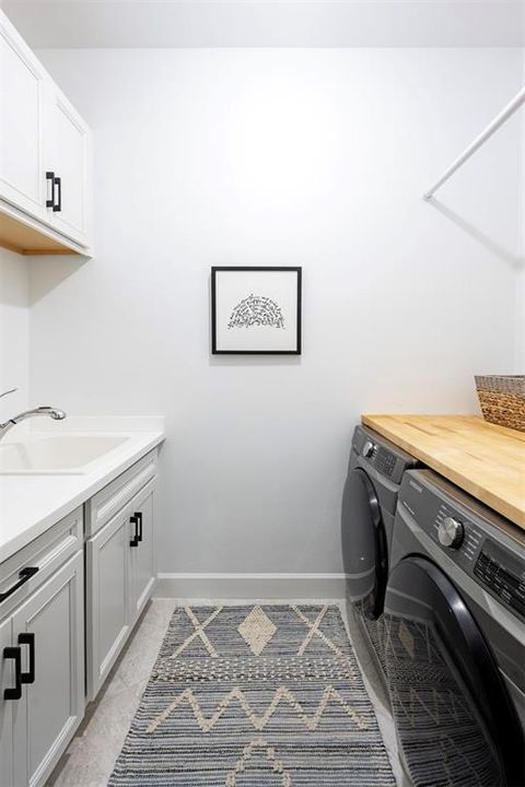 Active With Contract: $549,000 (3 beds, 2 baths, 1984 Square Feet)