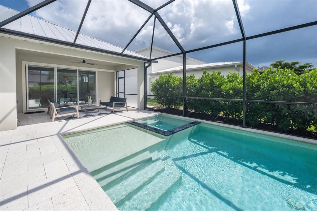 Active With Contract: $549,000 (3 beds, 2 baths, 1984 Square Feet)