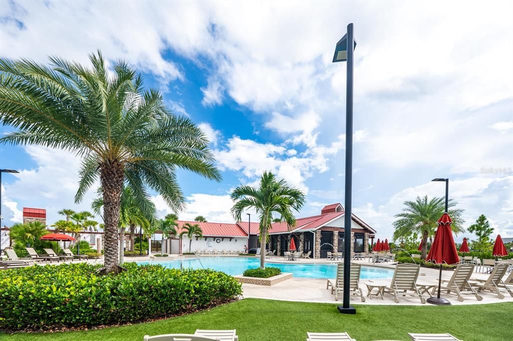 Active With Contract: $549,000 (3 beds, 2 baths, 1984 Square Feet)