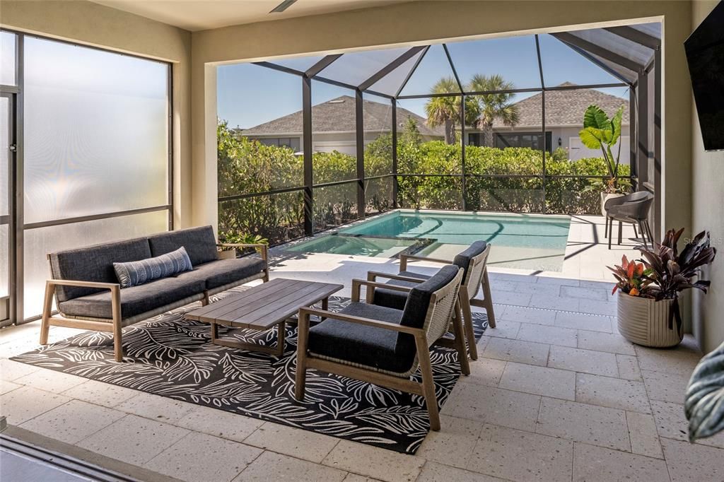 Active With Contract: $549,000 (3 beds, 2 baths, 1984 Square Feet)