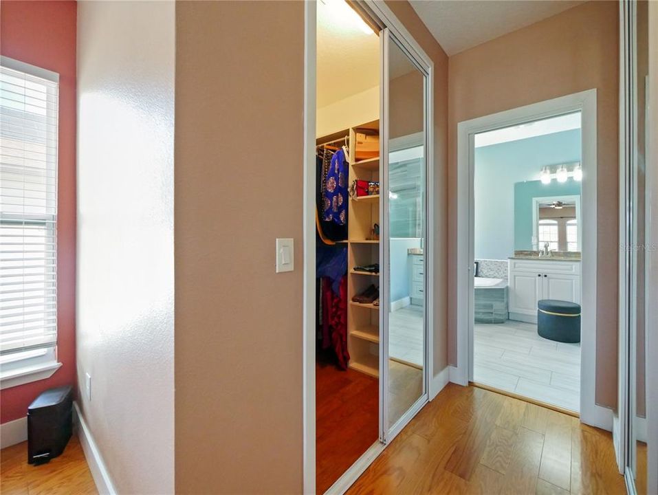 В аренду: $4,600 (5 спален, 3 ванн, 3411 Квадратных фут)