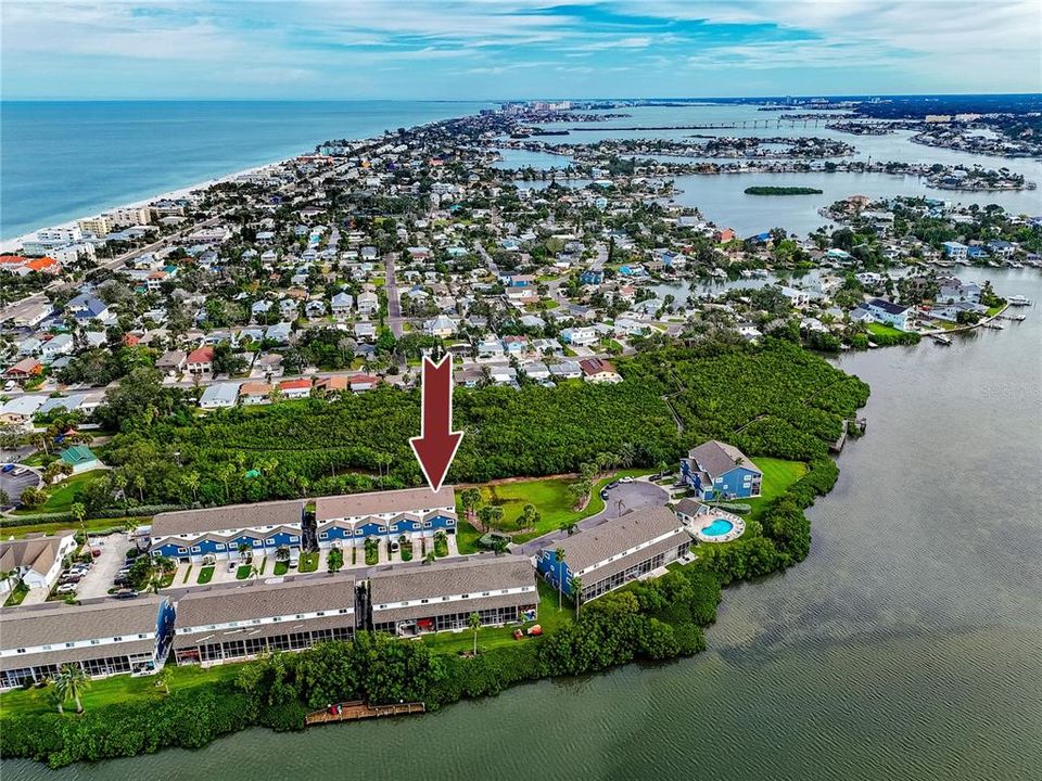 En Venta: $585,000 (3 camas, 3 baños, 1462 Pies cuadrados)