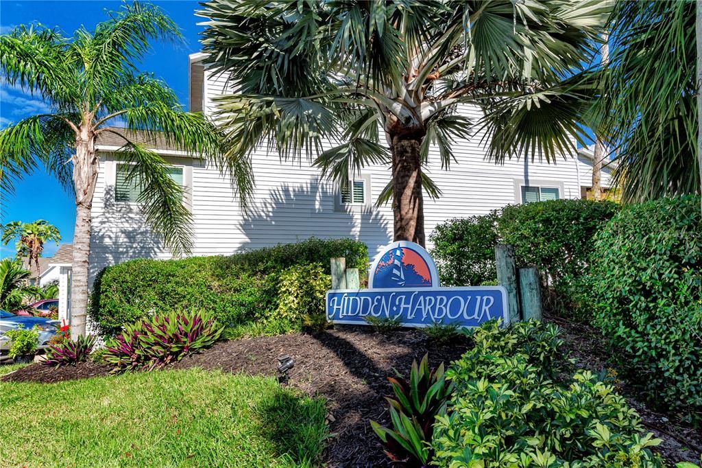 En Venta: $585,000 (3 camas, 3 baños, 1462 Pies cuadrados)