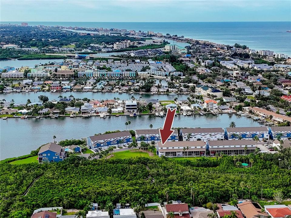 En Venta: $585,000 (3 camas, 3 baños, 1462 Pies cuadrados)