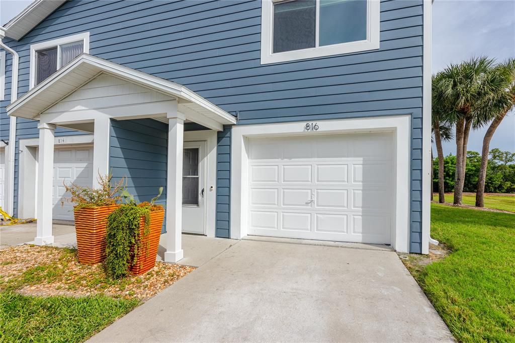 En Venta: $585,000 (3 camas, 3 baños, 1462 Pies cuadrados)