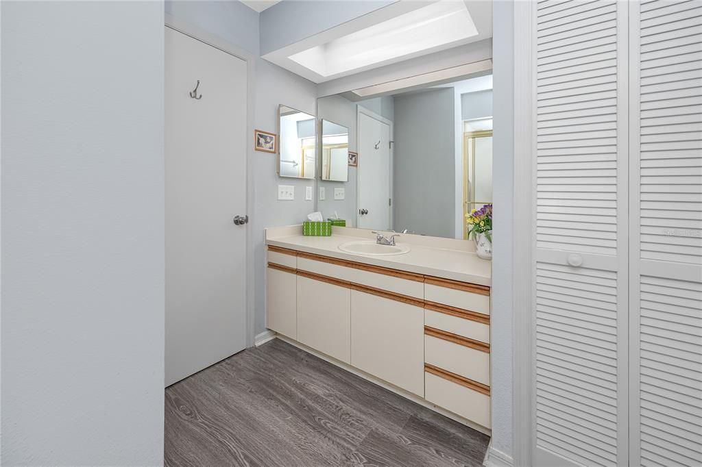 En Venta: $585,000 (3 camas, 3 baños, 1462 Pies cuadrados)