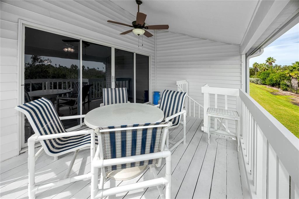 En Venta: $585,000 (3 camas, 3 baños, 1462 Pies cuadrados)