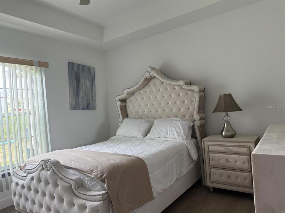 出租: $1,500 (2 贝兹, 1 浴室, 784 平方英尺)